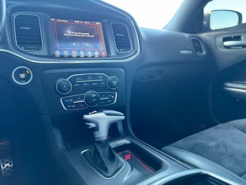 Used 2017 Dodge Charger R/T Scat Pack w/ Dynamics Package RWD image 28