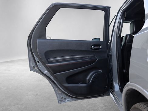 Used 2023 Dodge Durango GT RWD image 17
