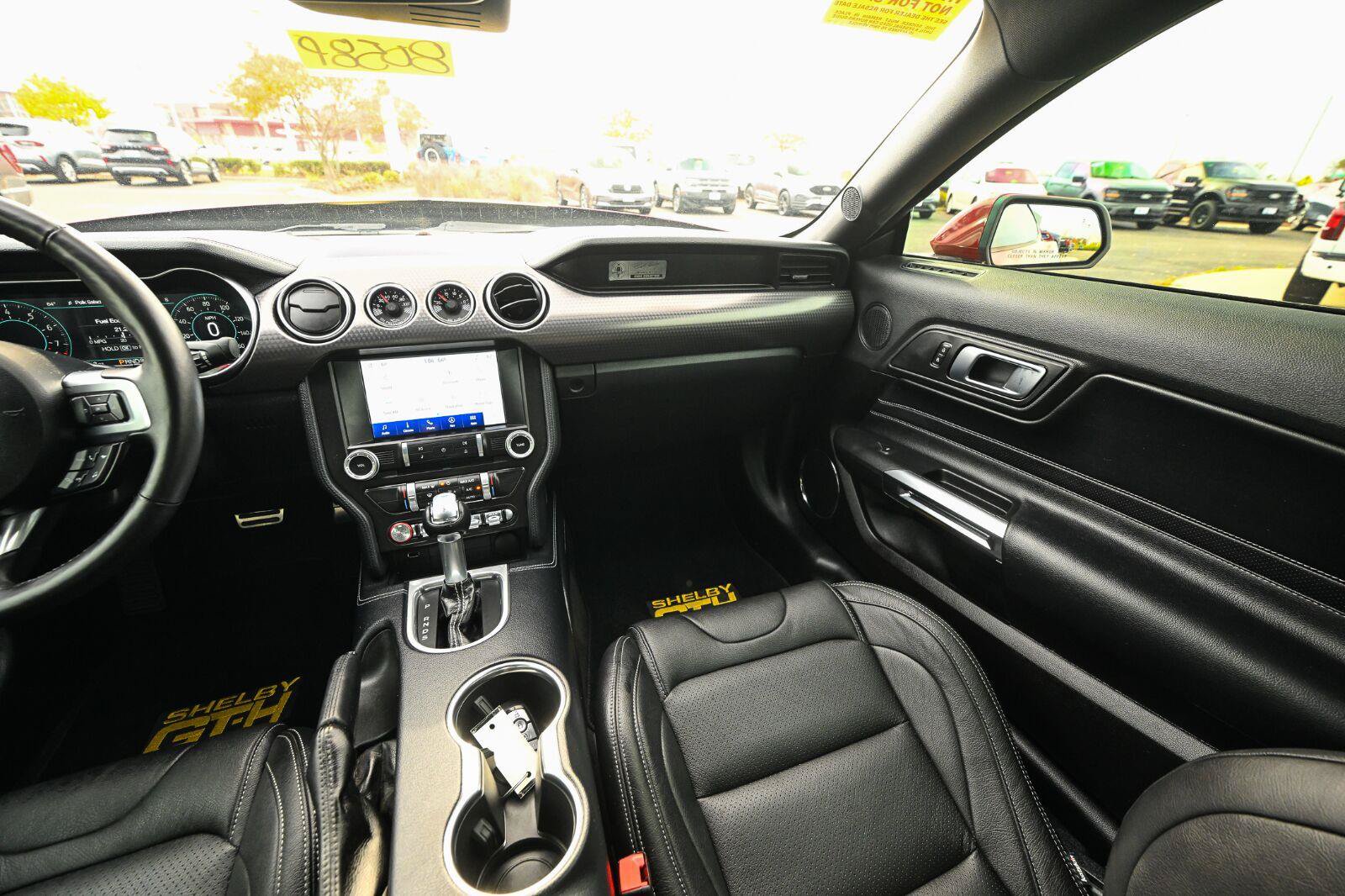 Used 2022 Ford Mustang GT Premium w/ GT Performance Package RWD image 29