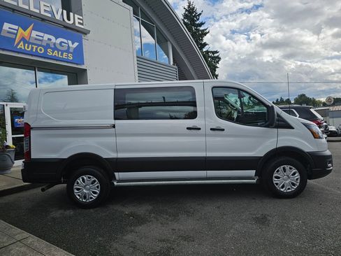 Used 2024 Ford Transit 250 Low Roof w/ Exterior Upgrade Package RWD image 12
