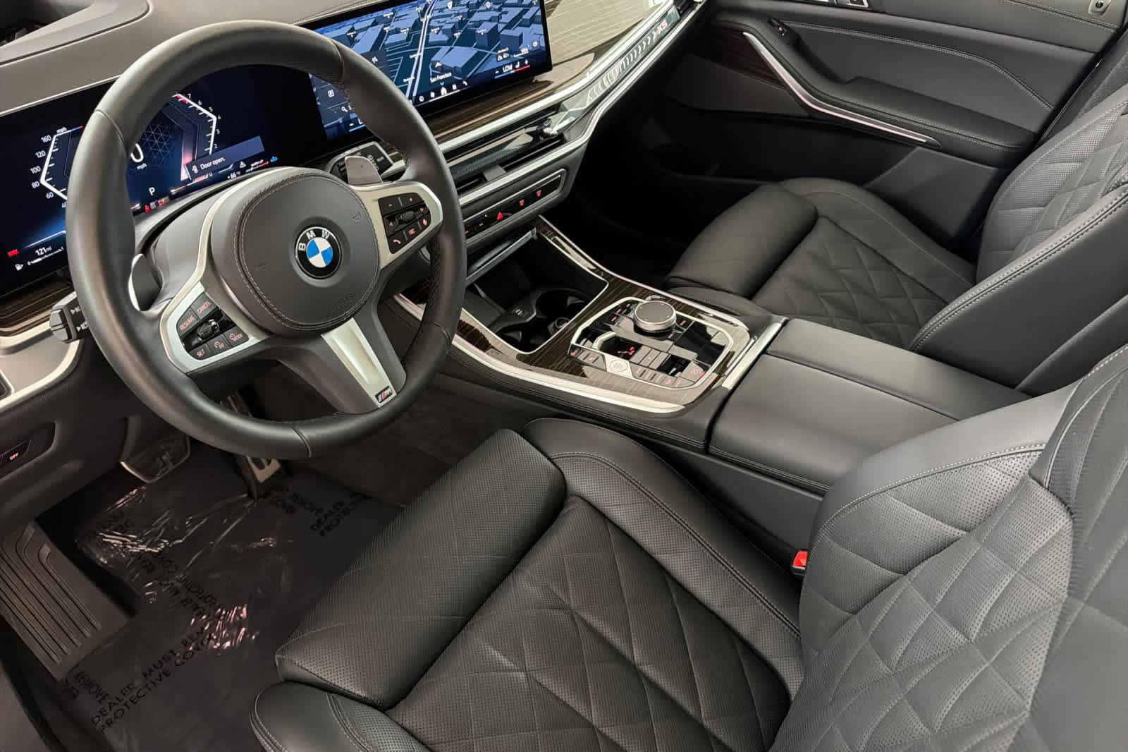 Used 2026 BMW X5 xDrive40i w/ M Sport Package AWD/4WD image 11