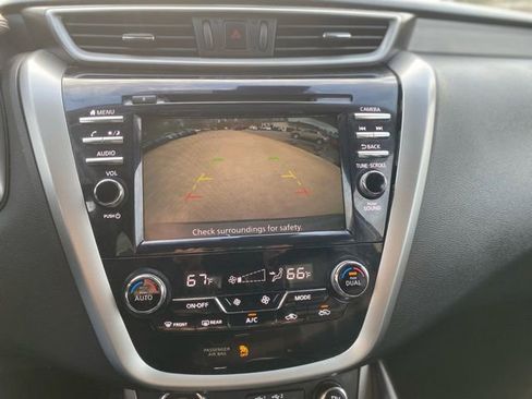 Used 2022 Nissan Murano SV w/ SV Midnight Edition Package image 20