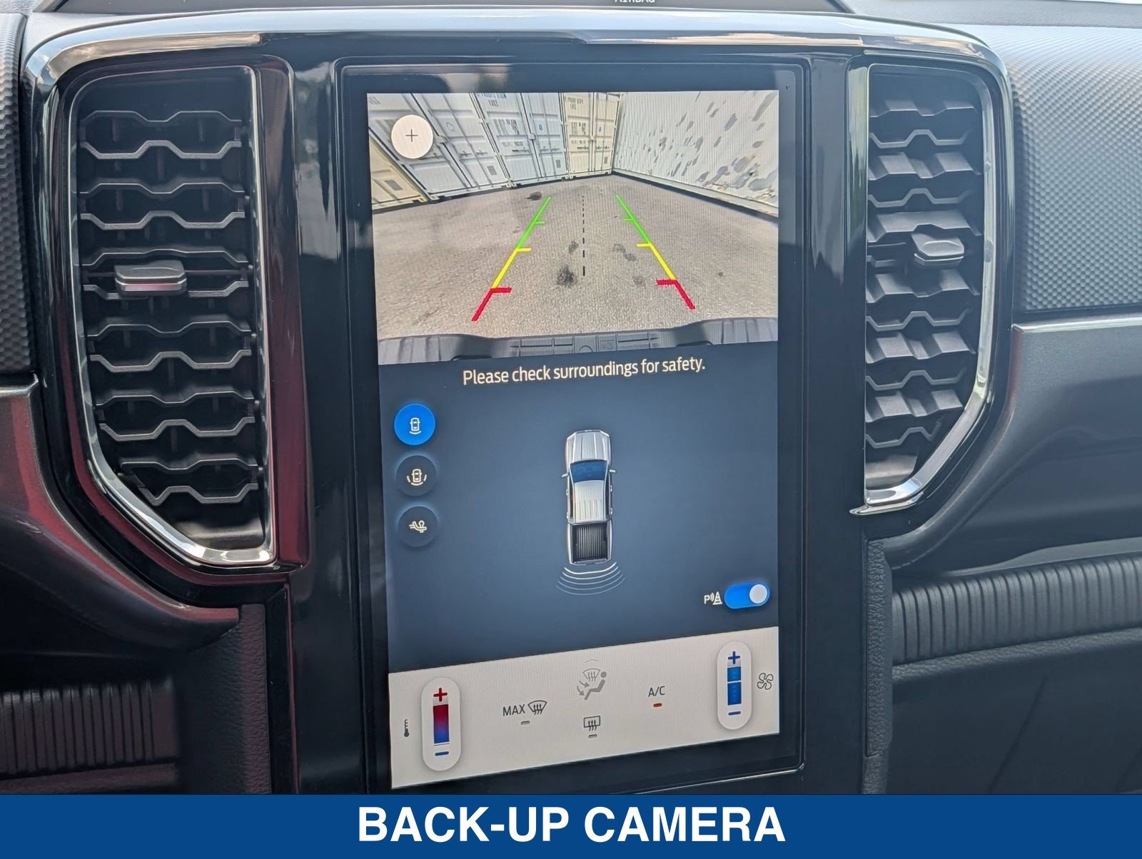 New 2026 Ford Ranger XLT w/ Black Appearance Package RWD image 32