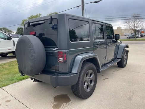 Used 2017 Jeep Wrangler Unlimited Sport image 13