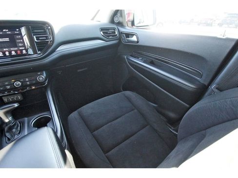 Used 2022 Dodge Durango SXT image 13