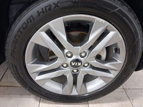 Used 2021 Kia Seltos S FWD image 11
