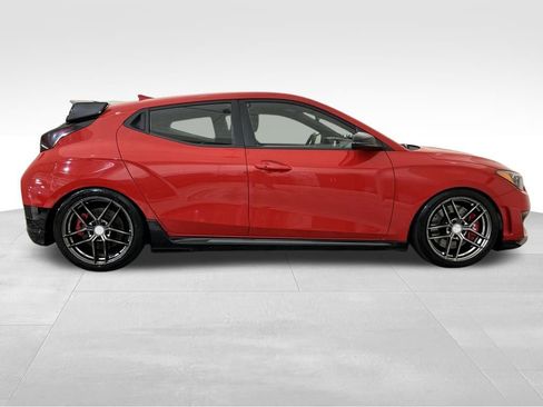 Used 2020 Hyundai Veloster N w/ Performance Package image 7