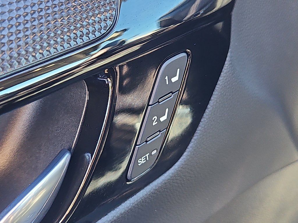 Used 2026 Honda CR-V EX-L image 18