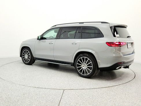 New 2026 Mercedes-Benz GLS 450 4MATIC image 7
