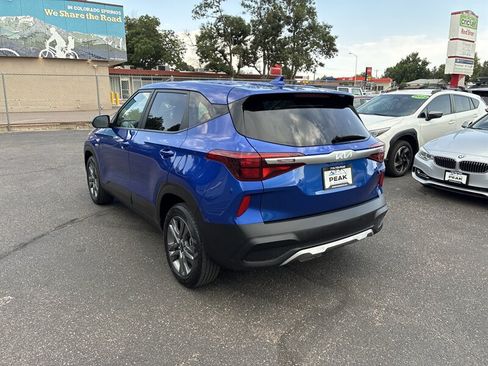 Used 2022 Kia Seltos LX AWD/4WD image 4