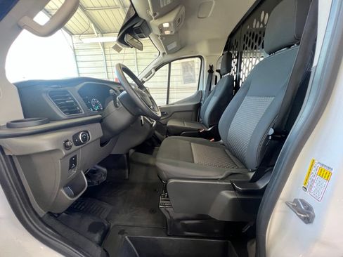 Used 2025 Ford Transit 250 Low Roof w/ Exterior Upgrade Package RWD image 11