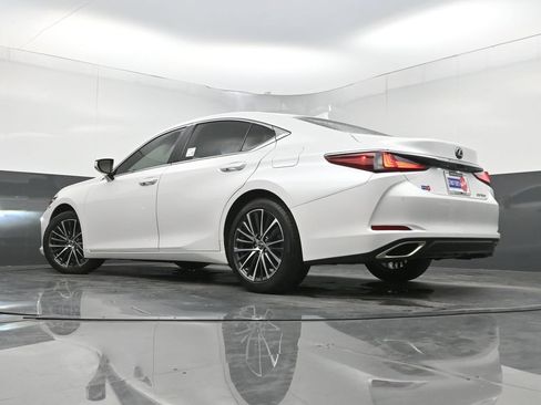 Used 2023 Lexus ES 350 w/ Premium Package FWD image 28