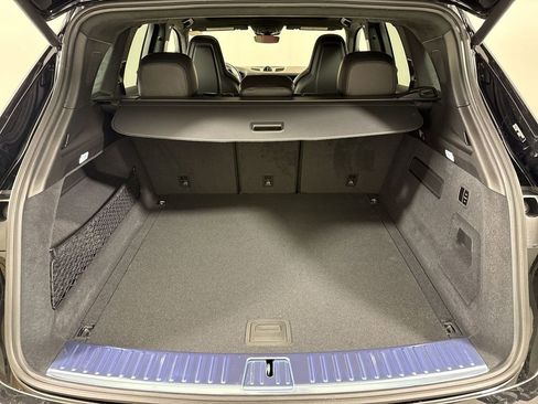 New 2026 Porsche Cayenne GTS image 21