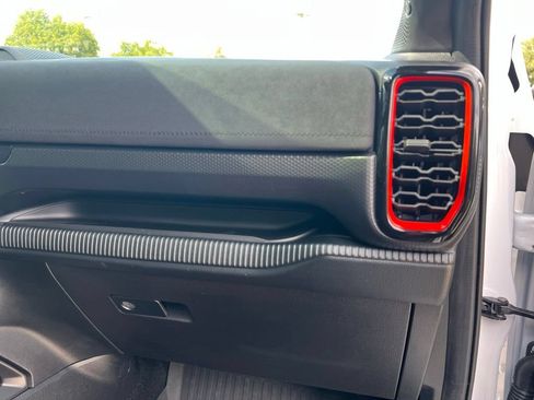 Used 2025 Ford Ranger Raptor AWD/4WD image 20
