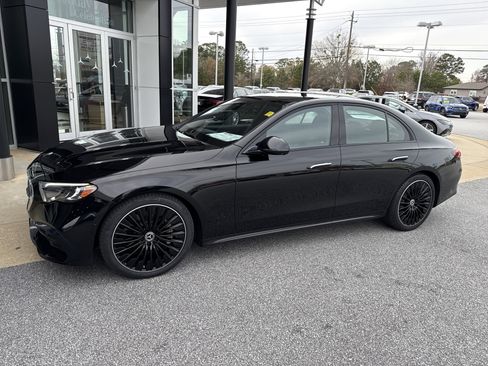 Certified 2024 Mercedes-Benz E 450 4MATIC Sedan image 3