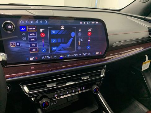 New 2026 Chevrolet Traverse RS image 56