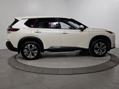 Certified 2021 Nissan Rogue SV image 8