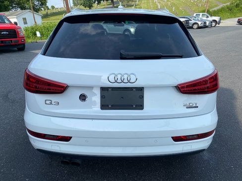 Used 2018 Audi Q3 2.0T Premium Plus w/ Premium Plus Package AWD/4WD image 4