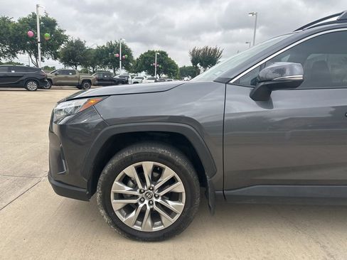 Used 2023 Toyota RAV4 XLE Premium FWD image 2