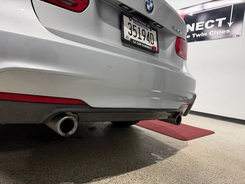 Used 2017 BMW 340i xDrive Sedan AWD/4WD image 22