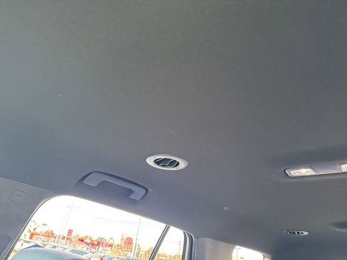 Used 2023 Chevrolet Traverse LT w/ LPO, Floor Liner Package image 47