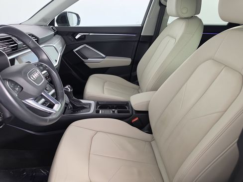 Certified 2022 Audi Q3 2.0T Premium Plus w/ Premium Plus Package AWD/4WD image 16