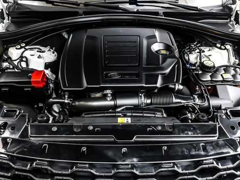 Used 2019 Land Rover Range Rover Velar R-Dynamic SE image 11