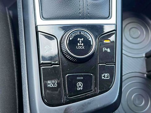 Used 2024 Kia Sportage LX AWD/4WD image 16