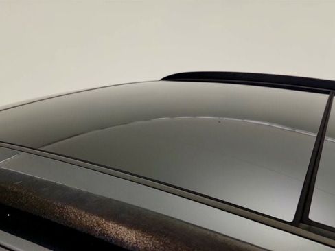 Used 2019 Porsche Macan S w/ Premium Package Plus AWD/4WD image 10