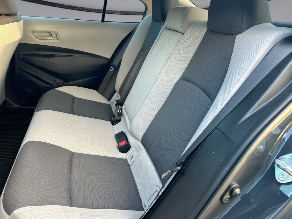 Used 2025 Toyota Corolla LE FWD image 26