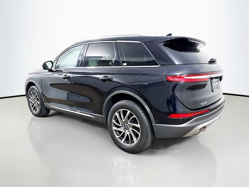 Used 2022 Lincoln Corsair AWD w/ Equipment Group 101A image 5