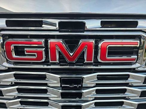 New 2026 GMC Sierra 3500 Denali w/ Technology Package image 9