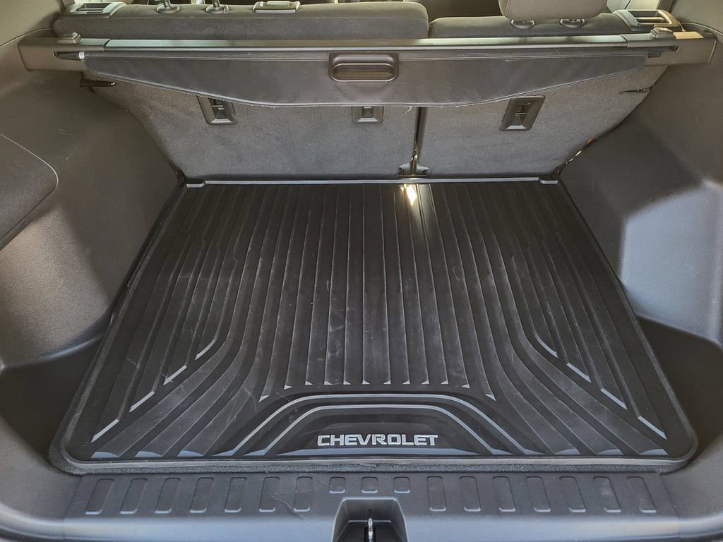 Used 2023 Chevrolet Equinox LT AWD/4WD image 19