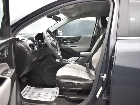 Used 2022 Chevrolet Equinox LT FWD image 14