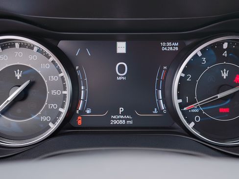 Used 2022 Maserati Ghibli Modena Q4 AWD/4WD image 42