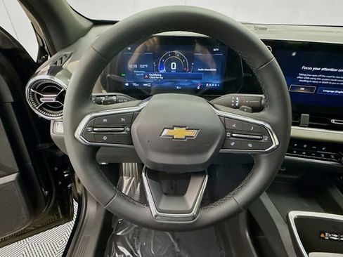 New 2026 Chevrolet Equinox LT AWD/4WD image 13