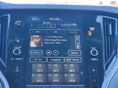 Used 2025 Subaru Outback Premium image 9