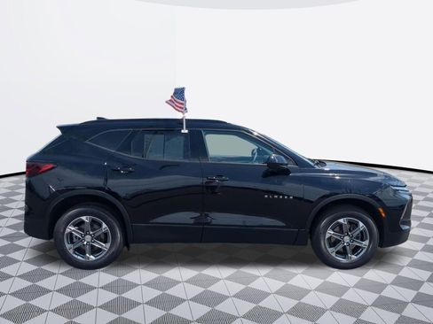 Used 2024 Chevrolet Blazer LT w/ Convenience Package FWD image 8