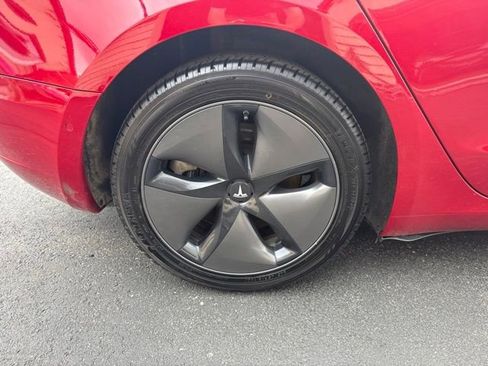 Used 2018 Tesla Model 3 Long Range AWD/4WD image 17
