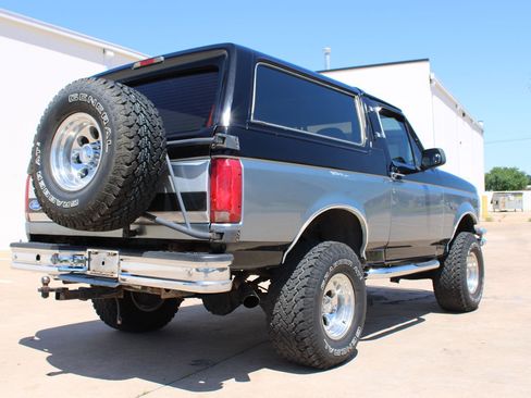 Used 1993 Ford Bronco AWD/4WD image 35