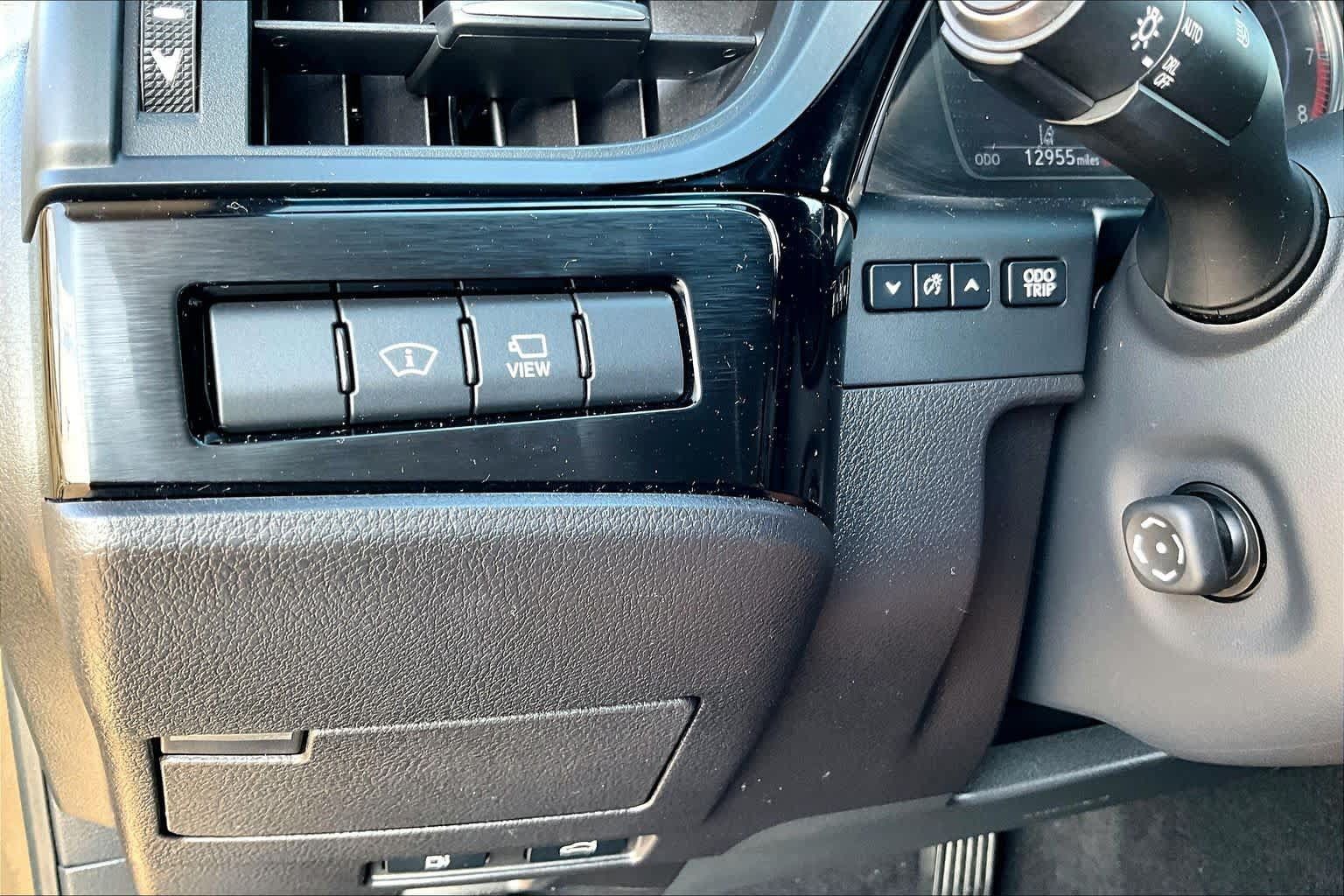 Used 2024 Lexus ES 350 Ultra Luxury w/ Accessory Package (Z2) FWD image 33