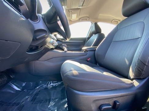 Used 2022 Nissan Altima 2.5 SV image 9