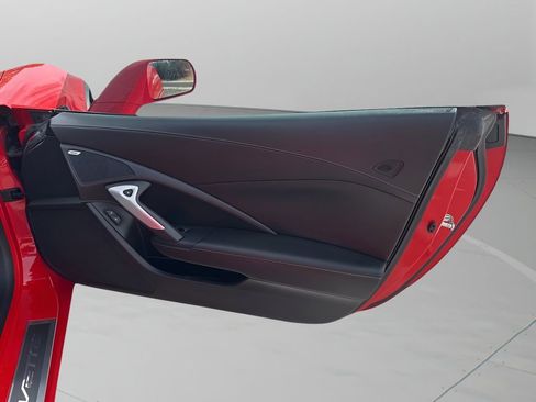 Used 2016 Chevrolet Corvette Z06 image 12