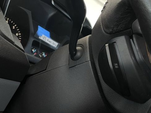 Used 2017 Ford Transit 150 XL image 20