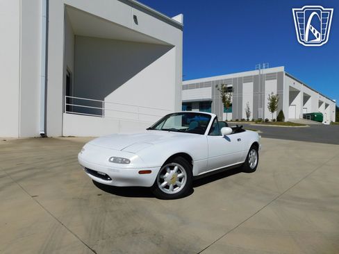 Used 1990 MAZDA MX-5 Miata image 13