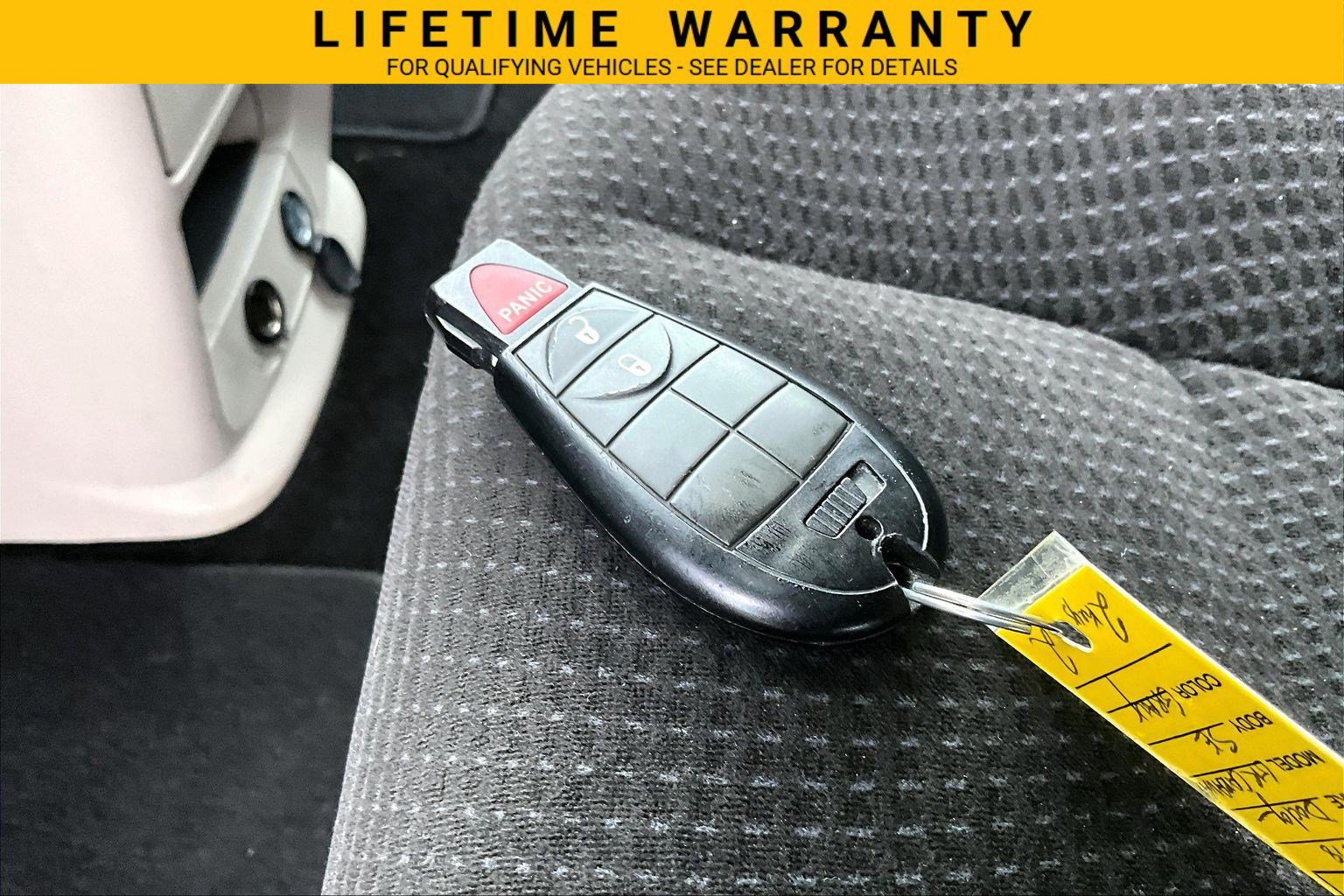 Used 2018 Dodge Grand Caravan SE FWD image 11