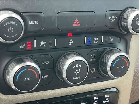 Used 2022 RAM 1500 Laramie image 23