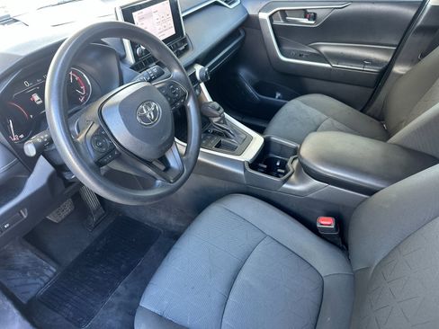 Used 2024 Toyota RAV4 XLE image 9