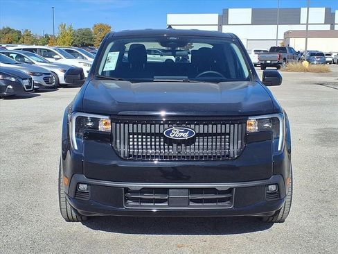 New 2026 Ford Maverick Lobo image 9