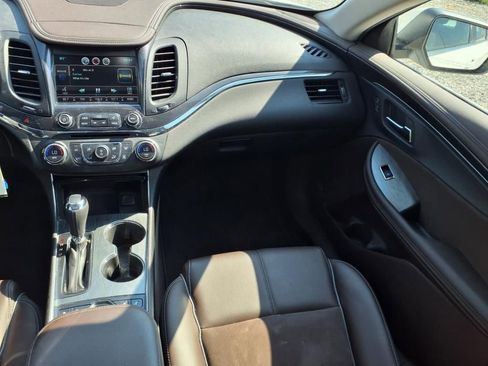 Used 2014 Chevrolet Impala LT image 8